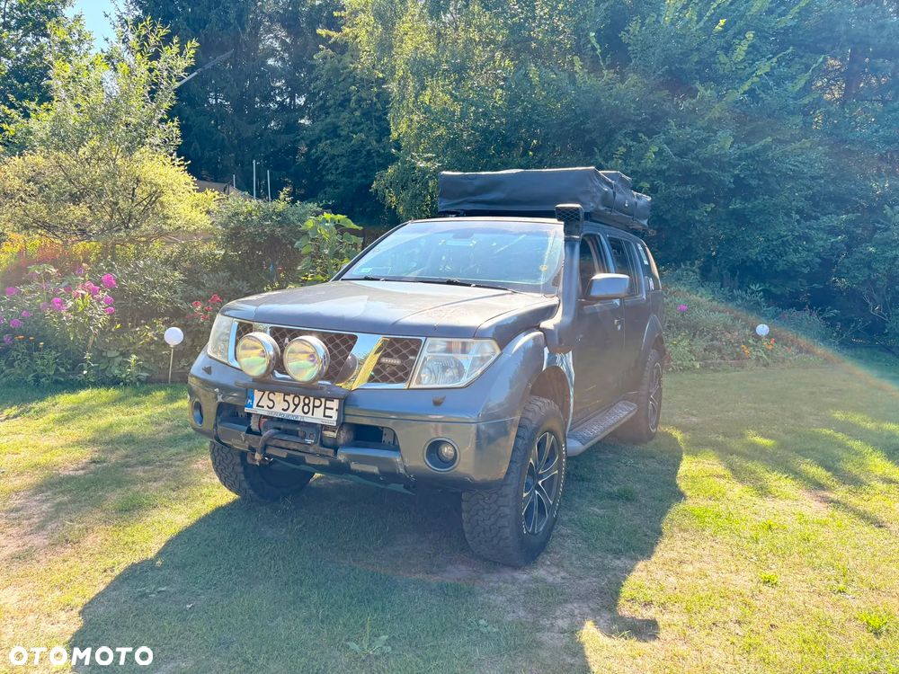 Nissan Pathfinder 2.5 DCi Elegance + - 1