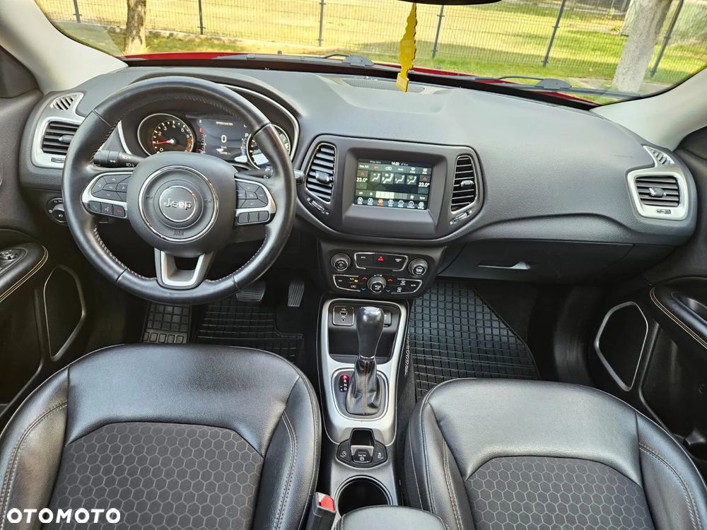 Jeep Compass - 17