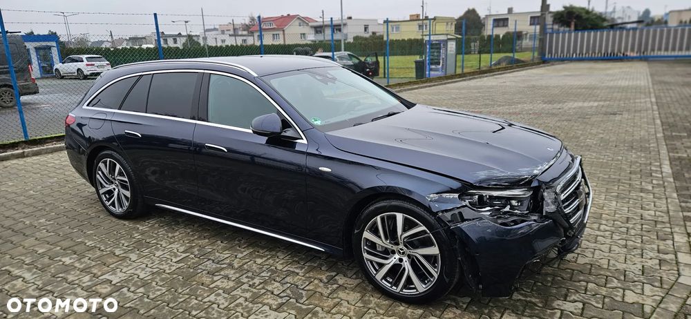 Mercedes-Benz Klasa E 300e 9G-TRONIC - 15
