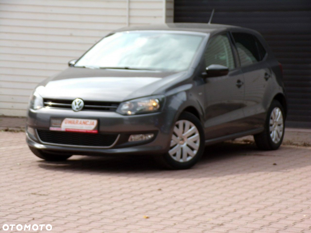 Volkswagen Polo - 4