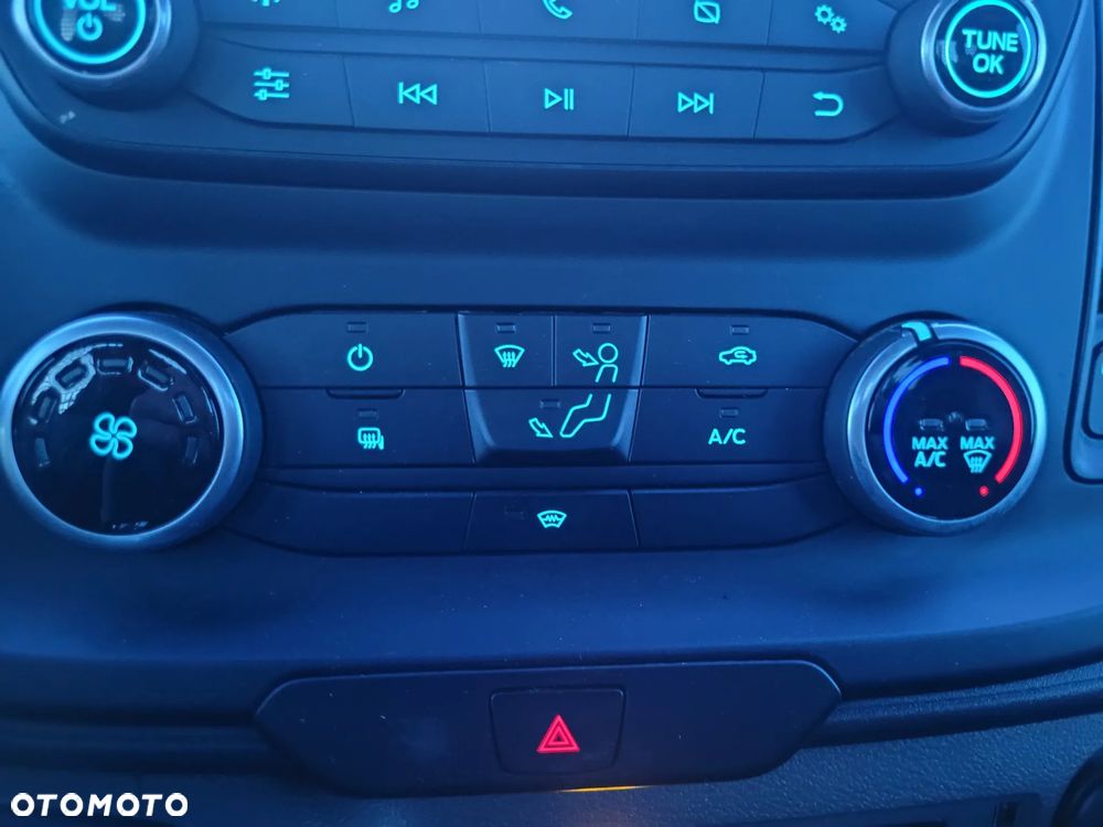 Ford Transit - 13