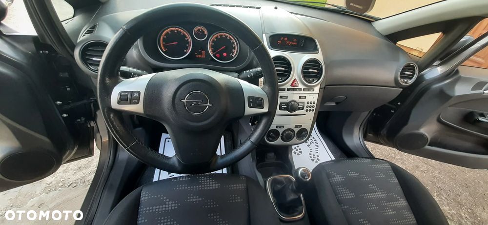 Opel Corsa - 28