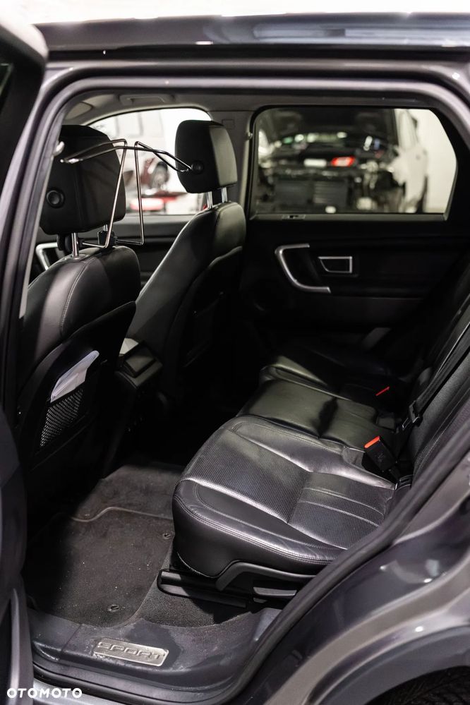 Land Rover Discovery Sport 2.0 Si4 HSE - 16