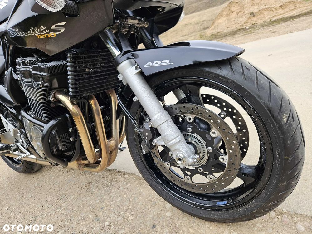Suzuki Bandit - 19