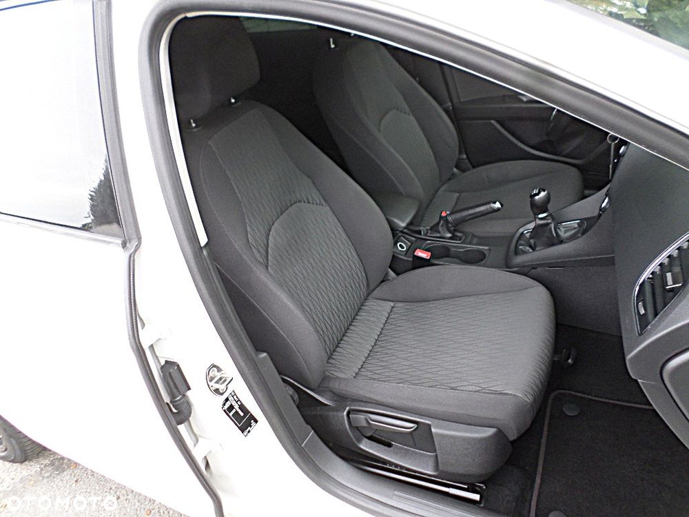 Seat Leon 2.0 TDI DPF Style - 35