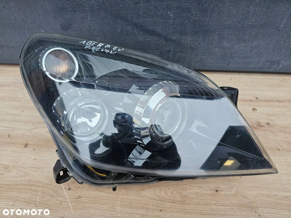 LAMPA PRAWA PRZEDNIA PRAWY PRZÓD BIXENON SKRĘTNY OPEL ASTRA H EUROPA 100% SPRAWNA ORYGINALNA - 1