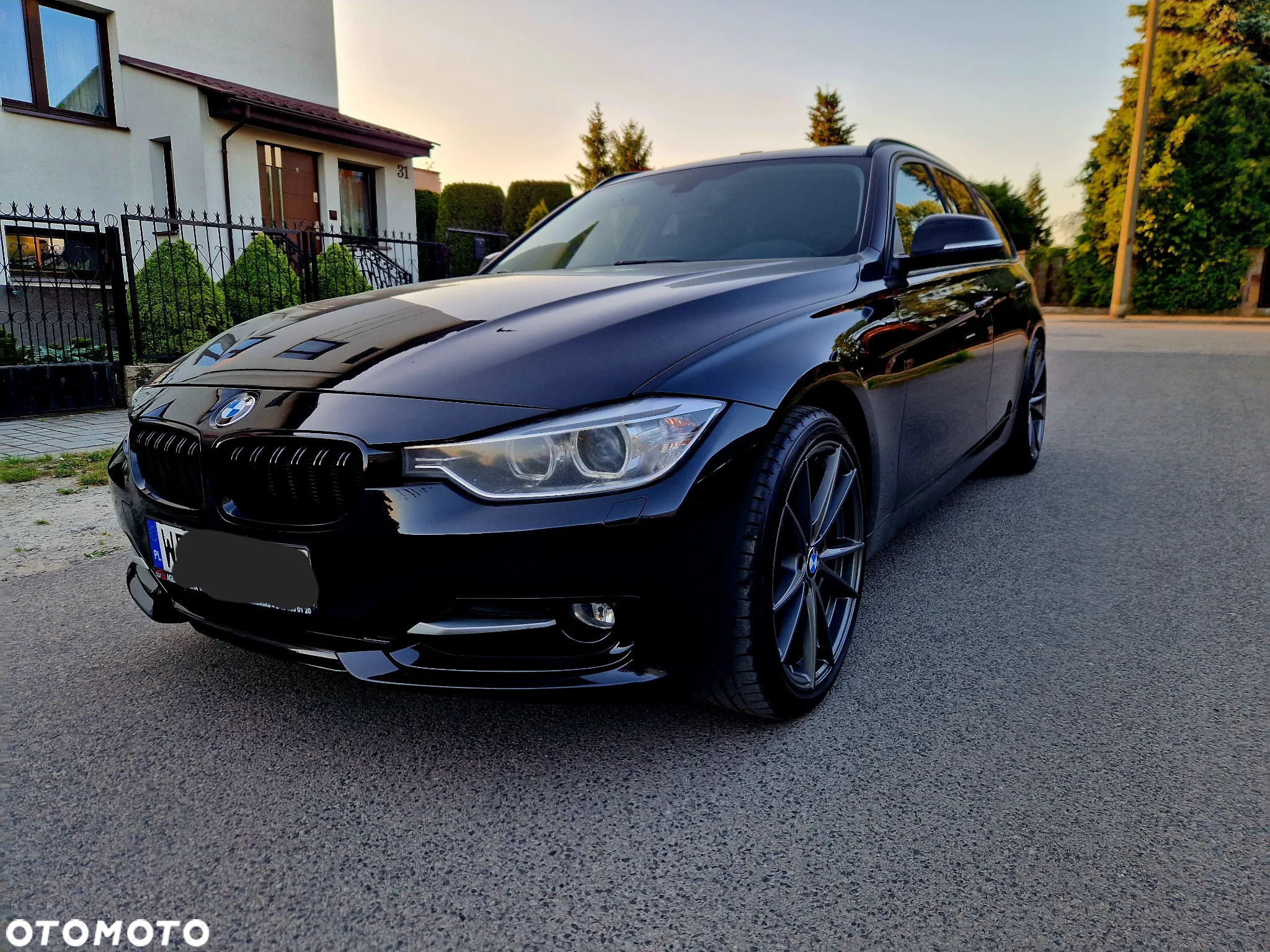 BMW Seria 3 320d Touring Sport Line - 40