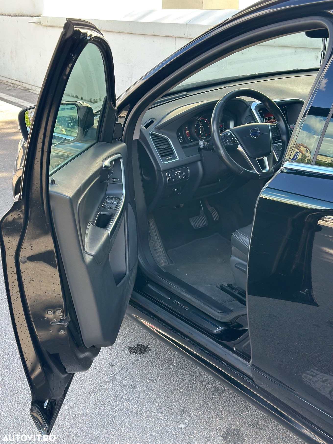 Volvo XC 60 D3 Geartronic Momentum - 21
