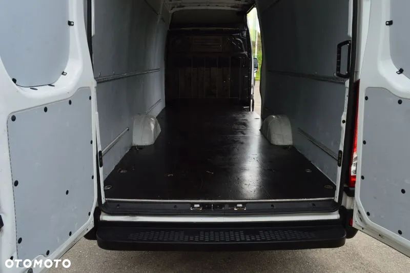 Iveco DAILY - 18