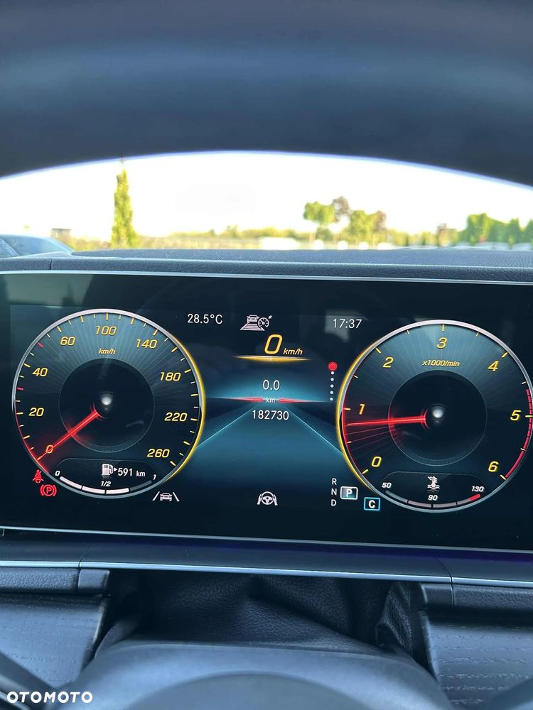 Mercedes-Benz GLE 300 d 4-Matic - 22