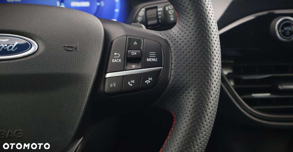 Ford Kuga - 28