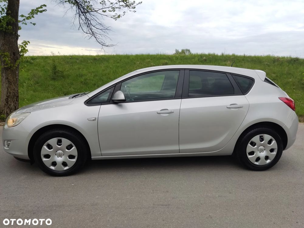 Opel Astra 1.4 ecoFLEX - 23