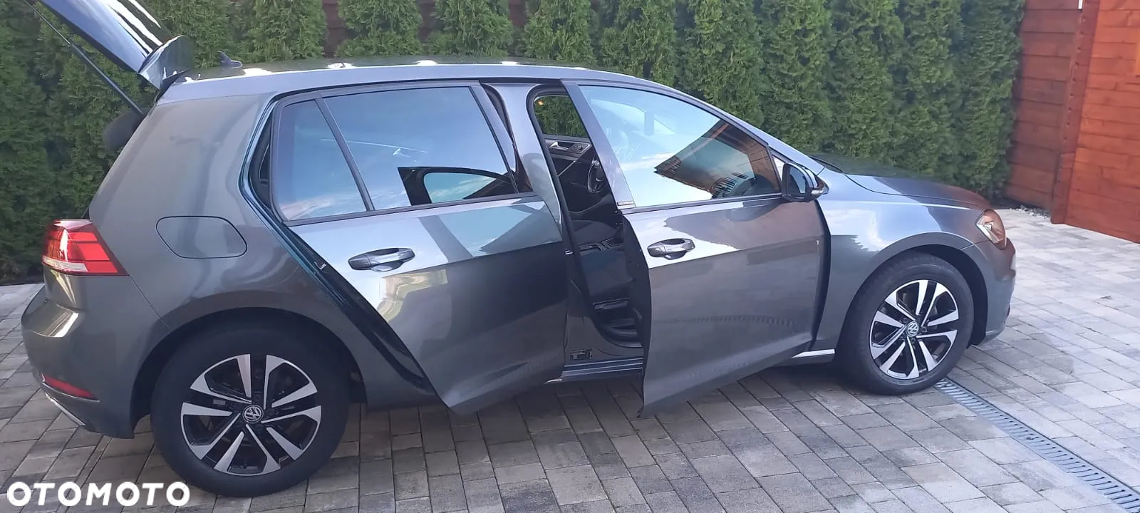 Volkswagen Golf 1.6 TDI SCR IQ.DRIVE - 2