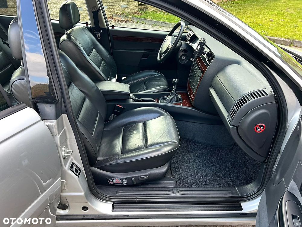 Opel Omega 2.2 Elegance - 14