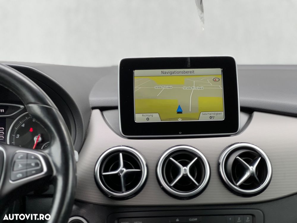 Mercedes-Benz B 180 BlueEfficiency 7G-DCT - 9