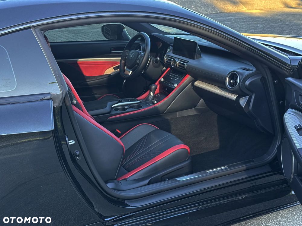 Lexus RC F Ultimate Edition - 30