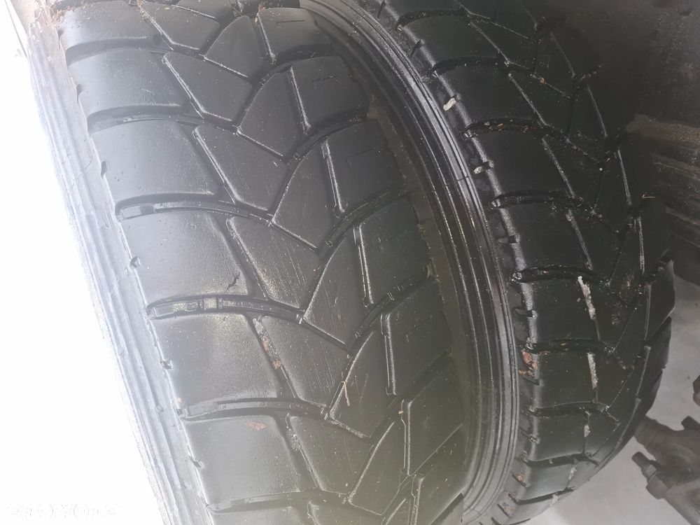 Mercedes-Benz Actros - 10