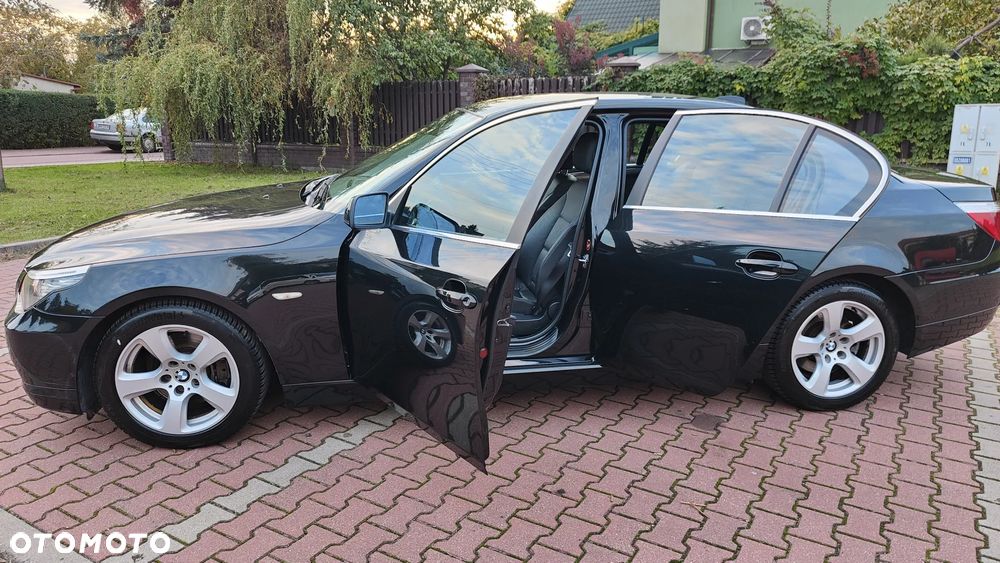 BMW Seria 5 520d - 16