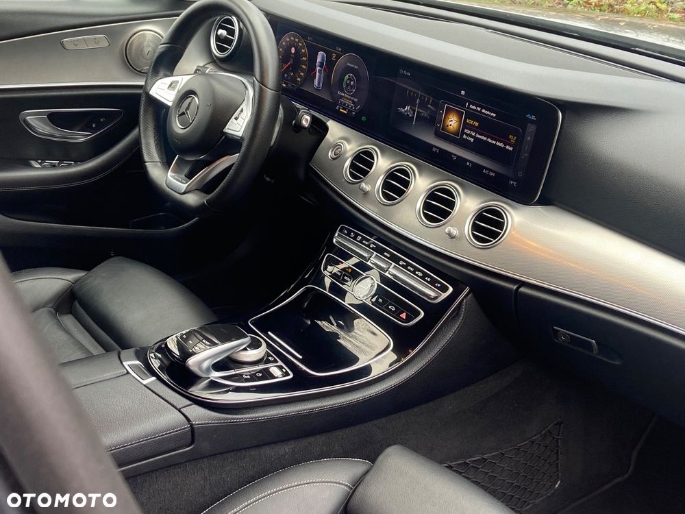 Mercedes-Benz Klasa E 220 d 9G-TRONIC AMG Line - 21