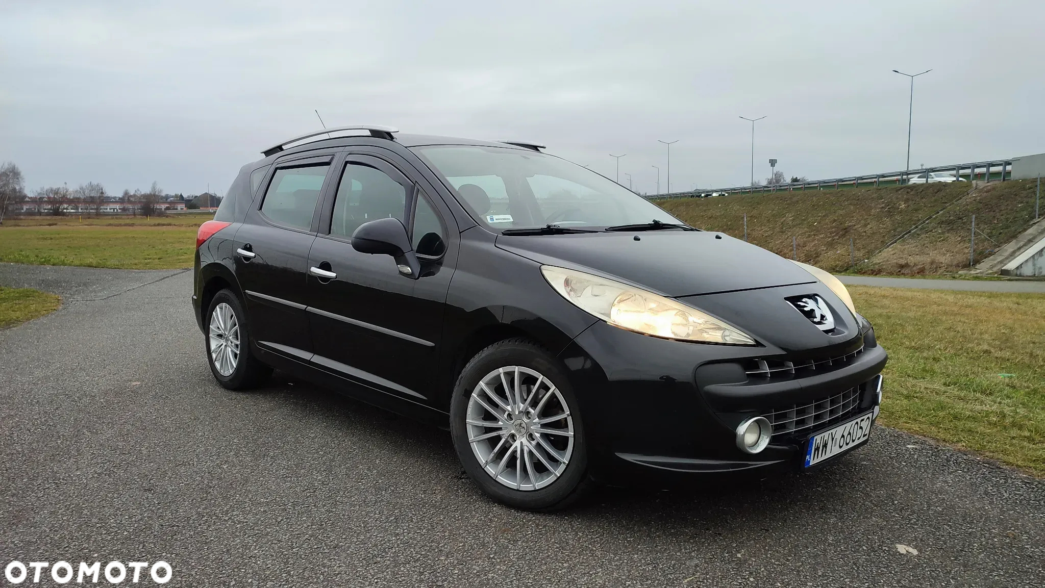 Peugeot 207 1.6 HDi Trendy - 4