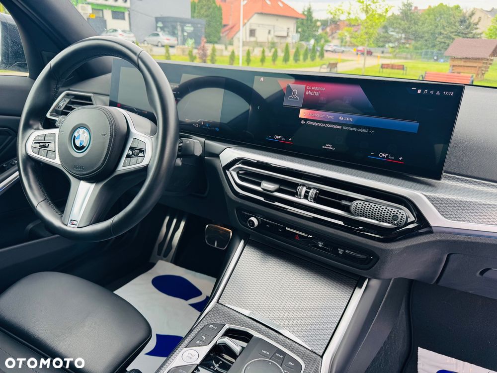 BMW Seria 3 320e PHEV M Sport - 26