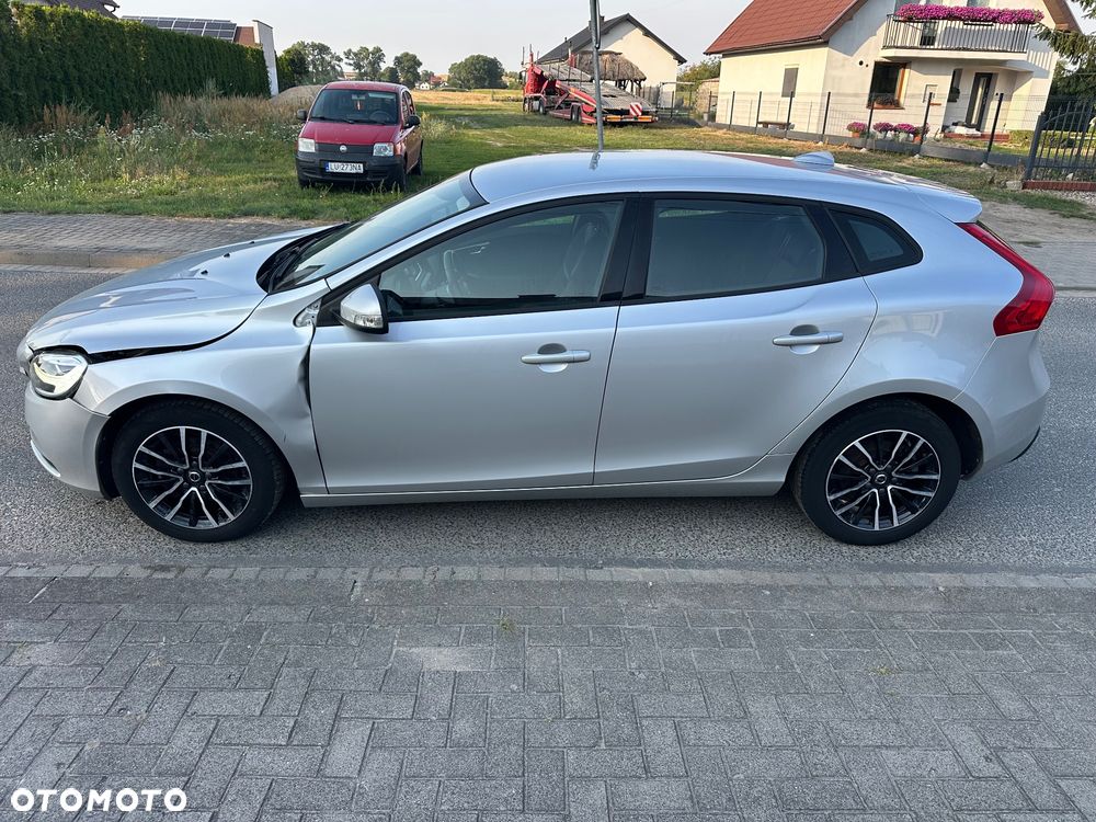 Volvo V40 - 4