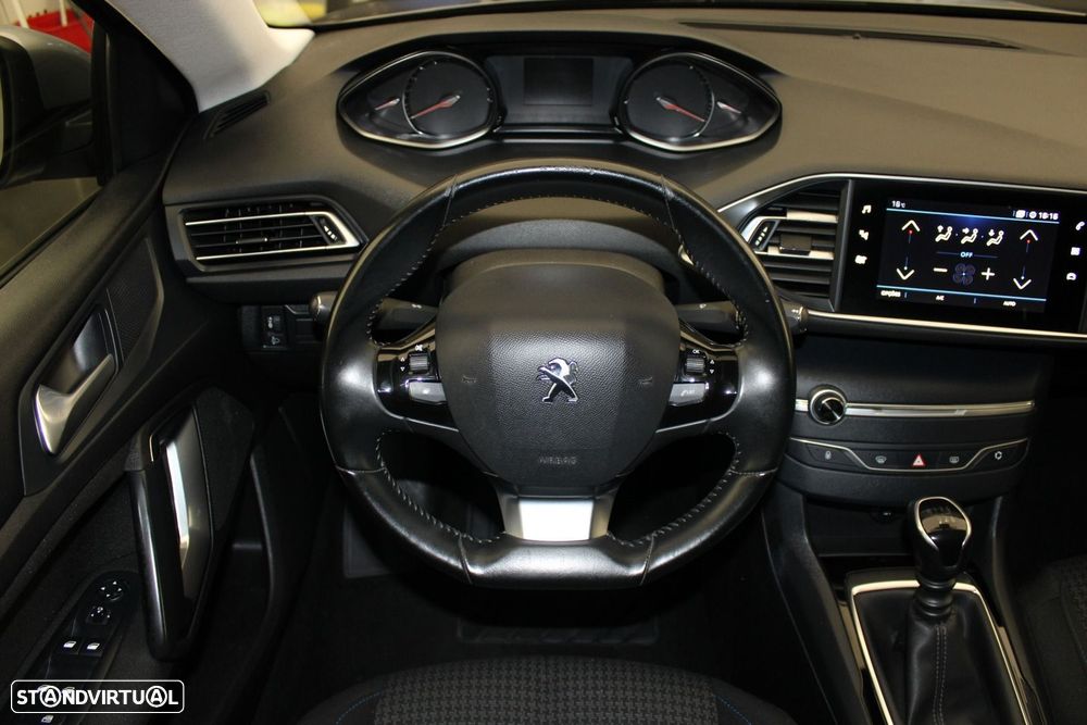 Peugeot 308 1.2 PureTech Style - 7
