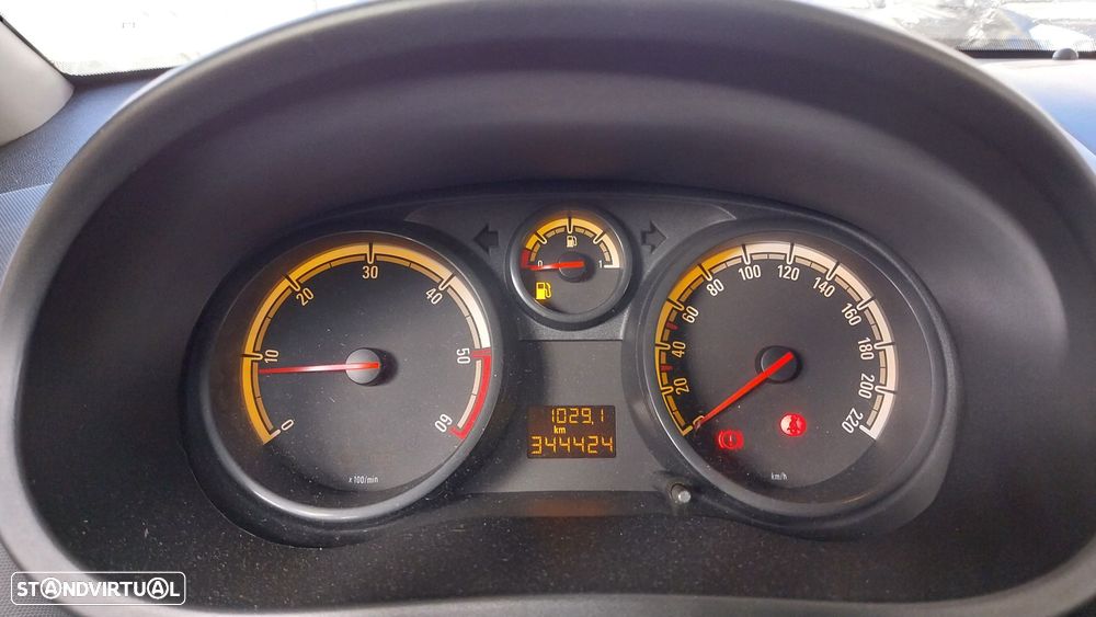 Opel Corsa 1.3 CDTi CMON - 6