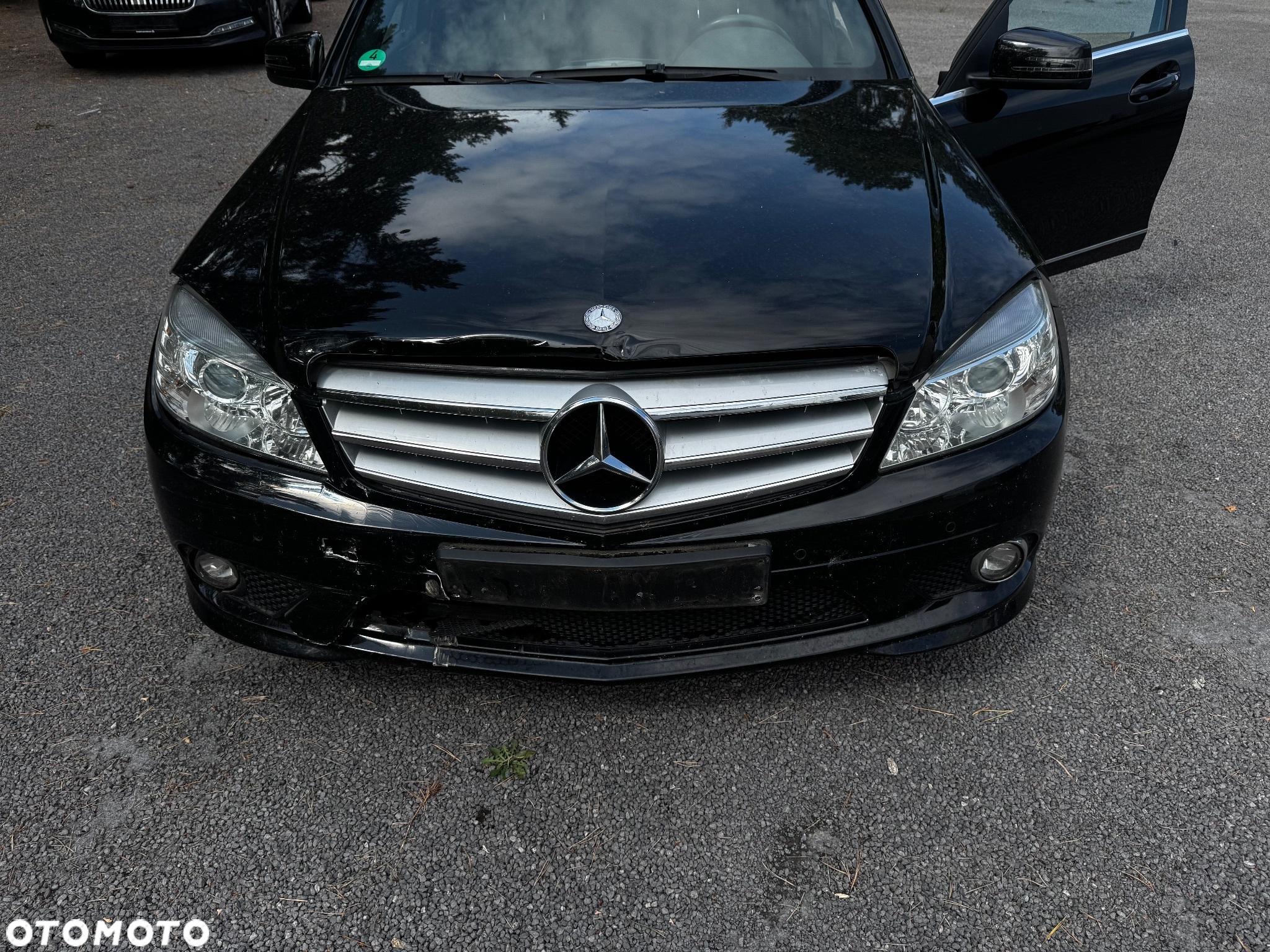 Mercedes-Benz Klasa C 180 T BlueEFFICIENCY 7G-TRONIC Avantgarde - 19