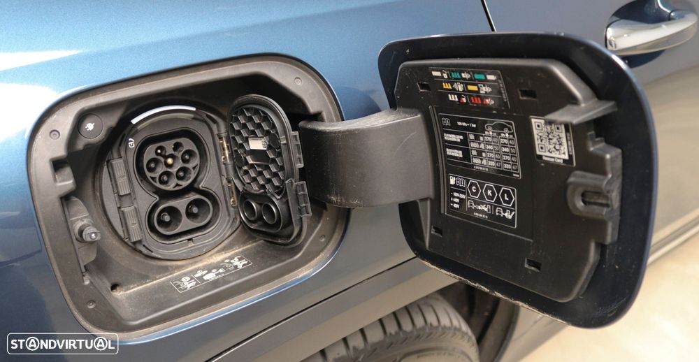 Mercedes-Benz EQB 350 4Matic AMG Line - 11