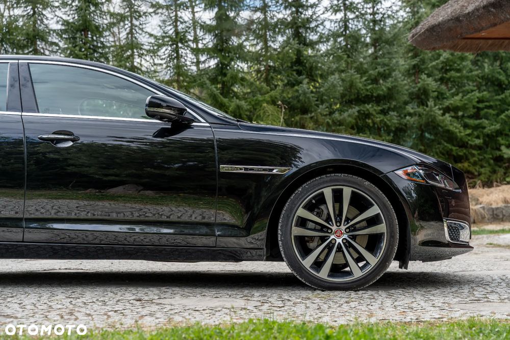Jaguar XJ 3.0 T AWD Portfolio - 10