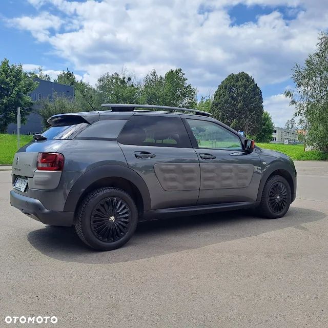 Citroën C4 Cactus 1.2 PureTech Shine S&S - 5