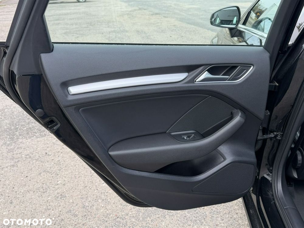Audi A3 Sportback 35 TDI S Line S tronic - 31