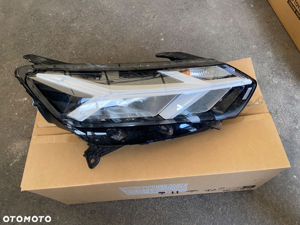 DACIA Sandero III 3 STEPWAY Lift Logan III Jogger LAMPA PRZEDNIA PRAWA REFLEKTOR PRAWY PRZÓD LEDOWA led full led  260107920R biała biały środek   Wwa - 2