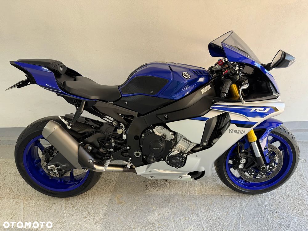 Yamaha YZF - 4