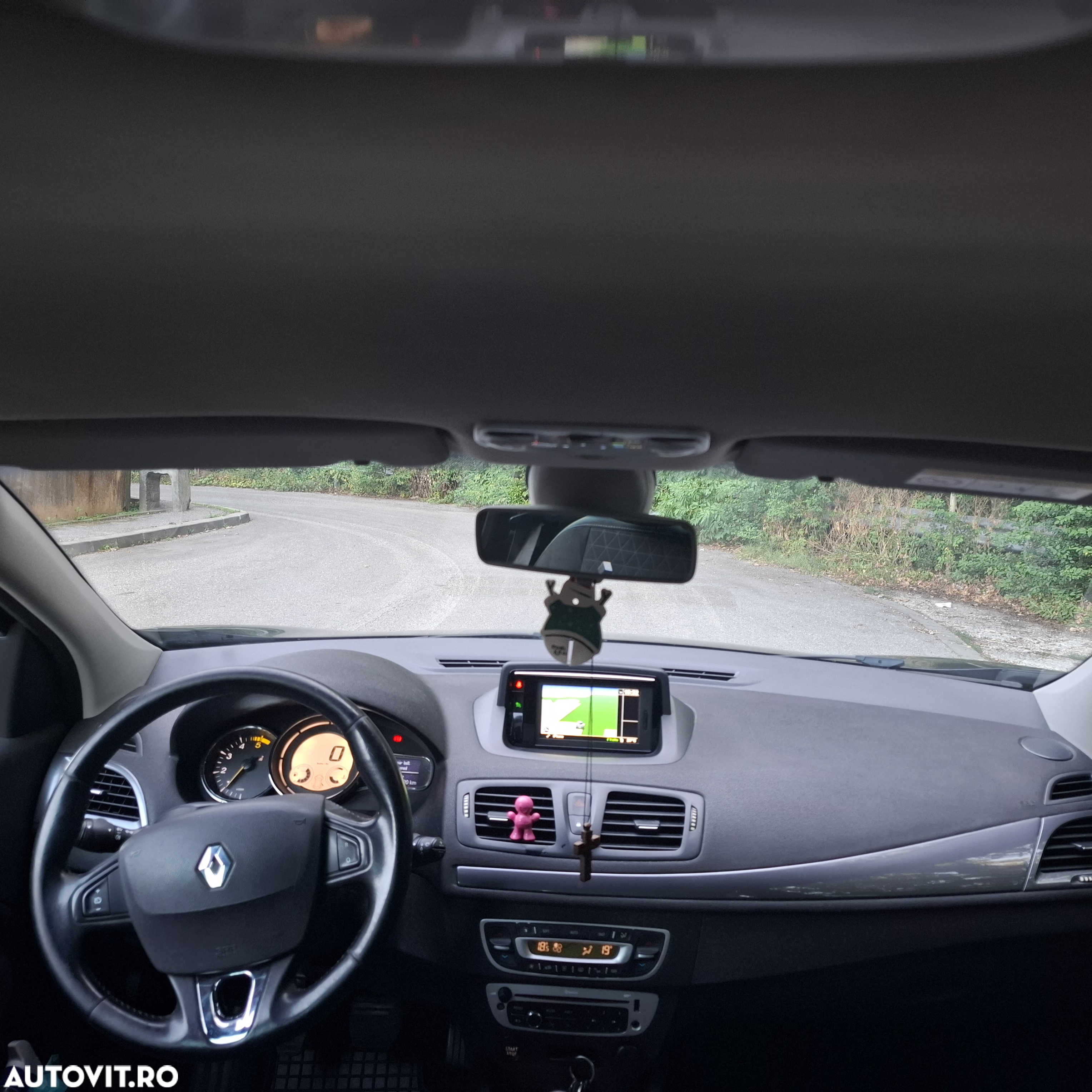 Renault Megane ENERGY dCi 110 ECO2 BUSINESS - 11