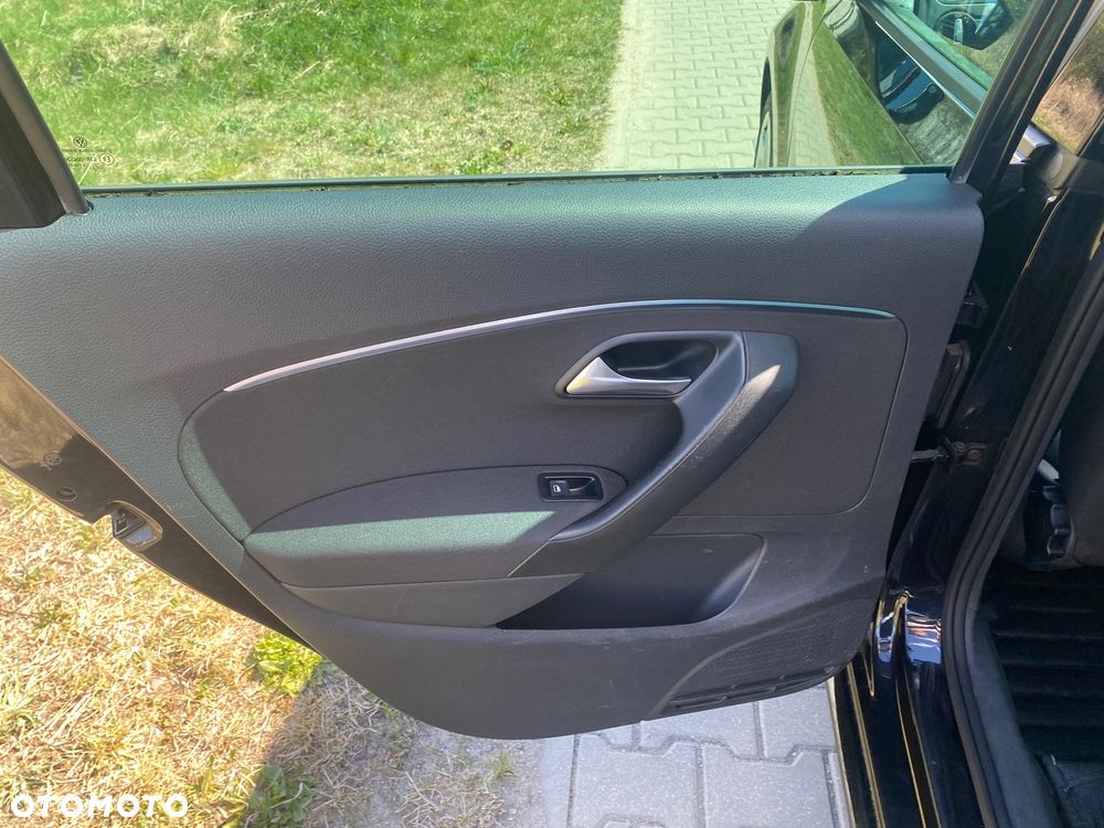 Volkswagen Polo 1.4 TDI (Blue Motion Technology) Highline - 17