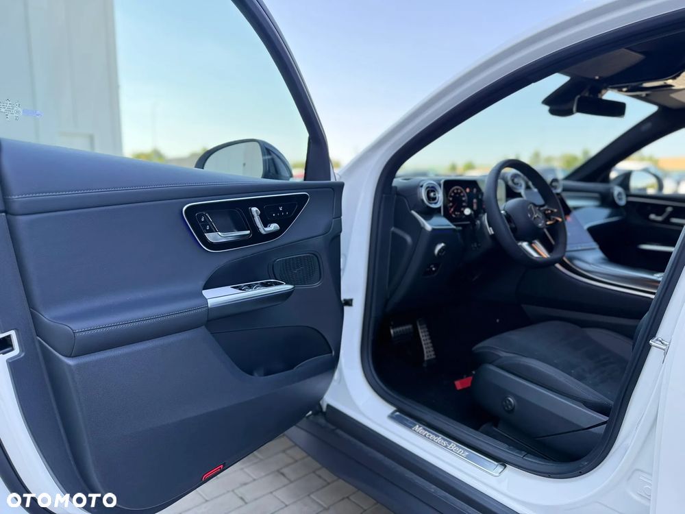 Mercedes-Benz GLC - 18
