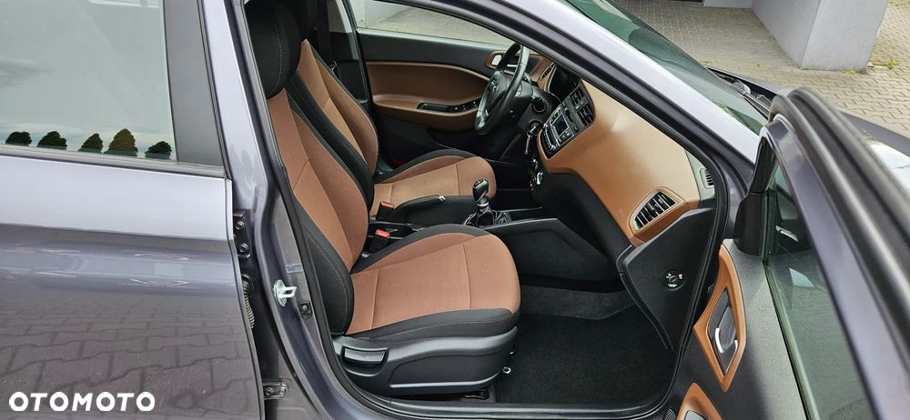 Hyundai i20 blue 1.0 T-GDI Active YES Plus - 8