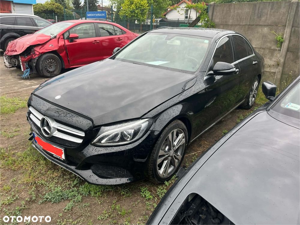 Mercedes-Benz Klasa C 300 7G-TRONIC AMG Line - 5