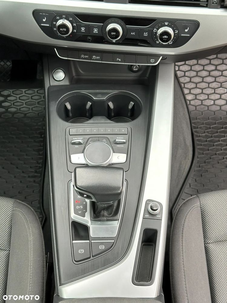 Audi A4 Limousine 35 TDI S tronic - 10