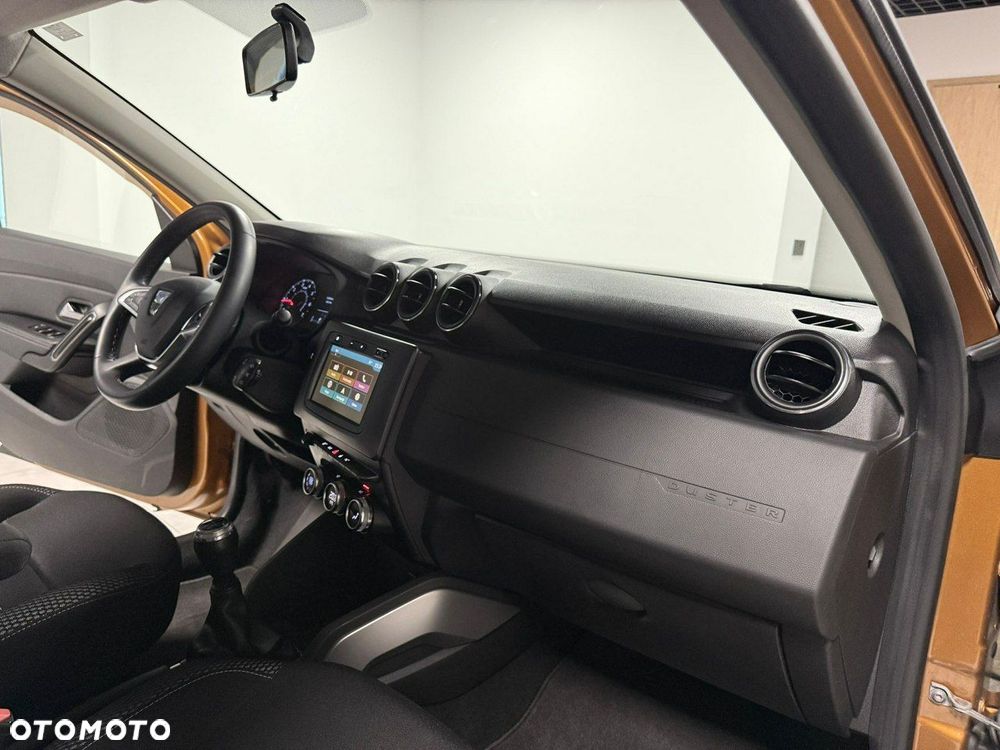 Dacia Duster 1.6 SCe Prestige - 36