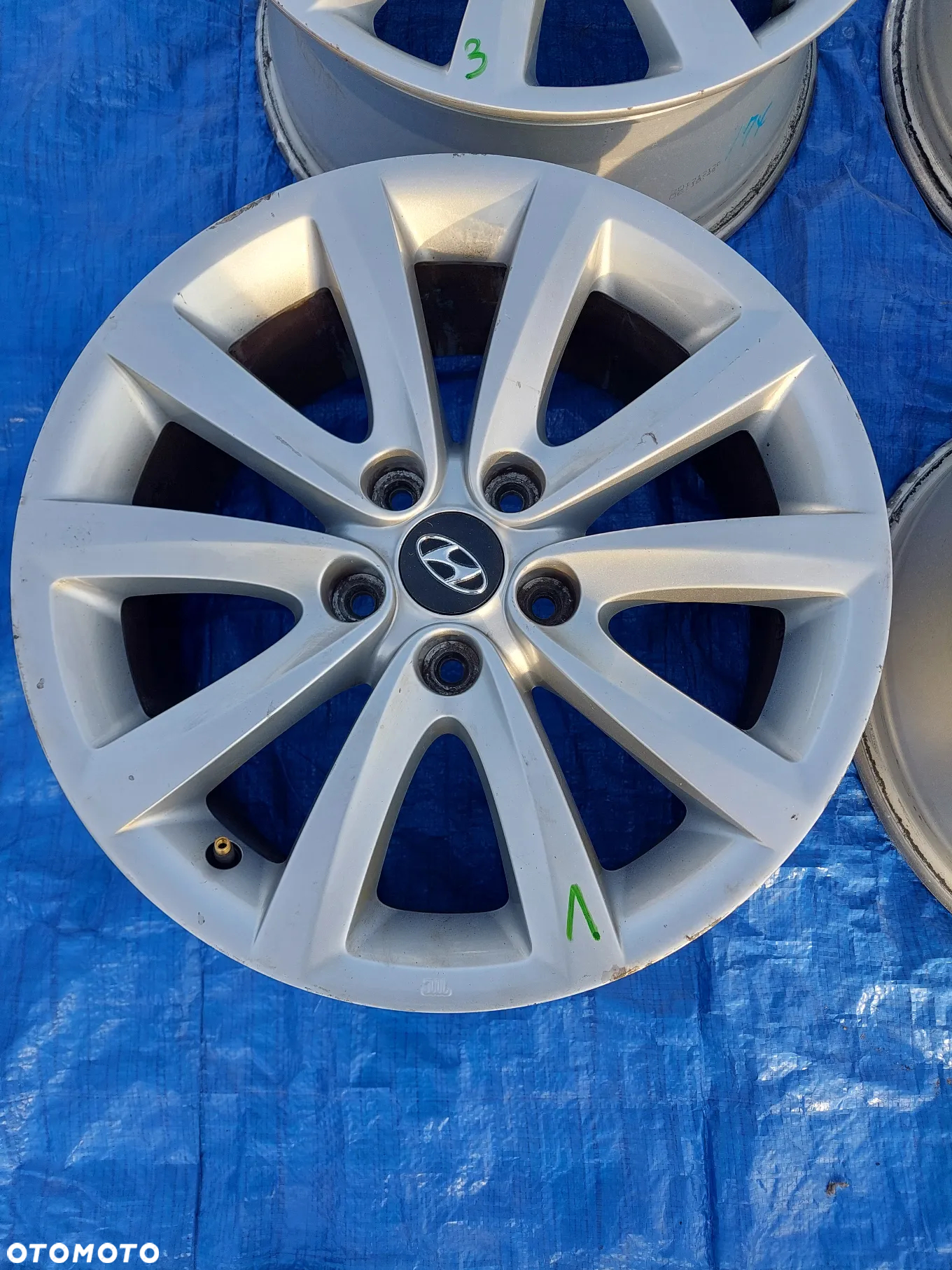 Hyundai Kia felgi aluminiowe 17  52910-3Z260 - 2