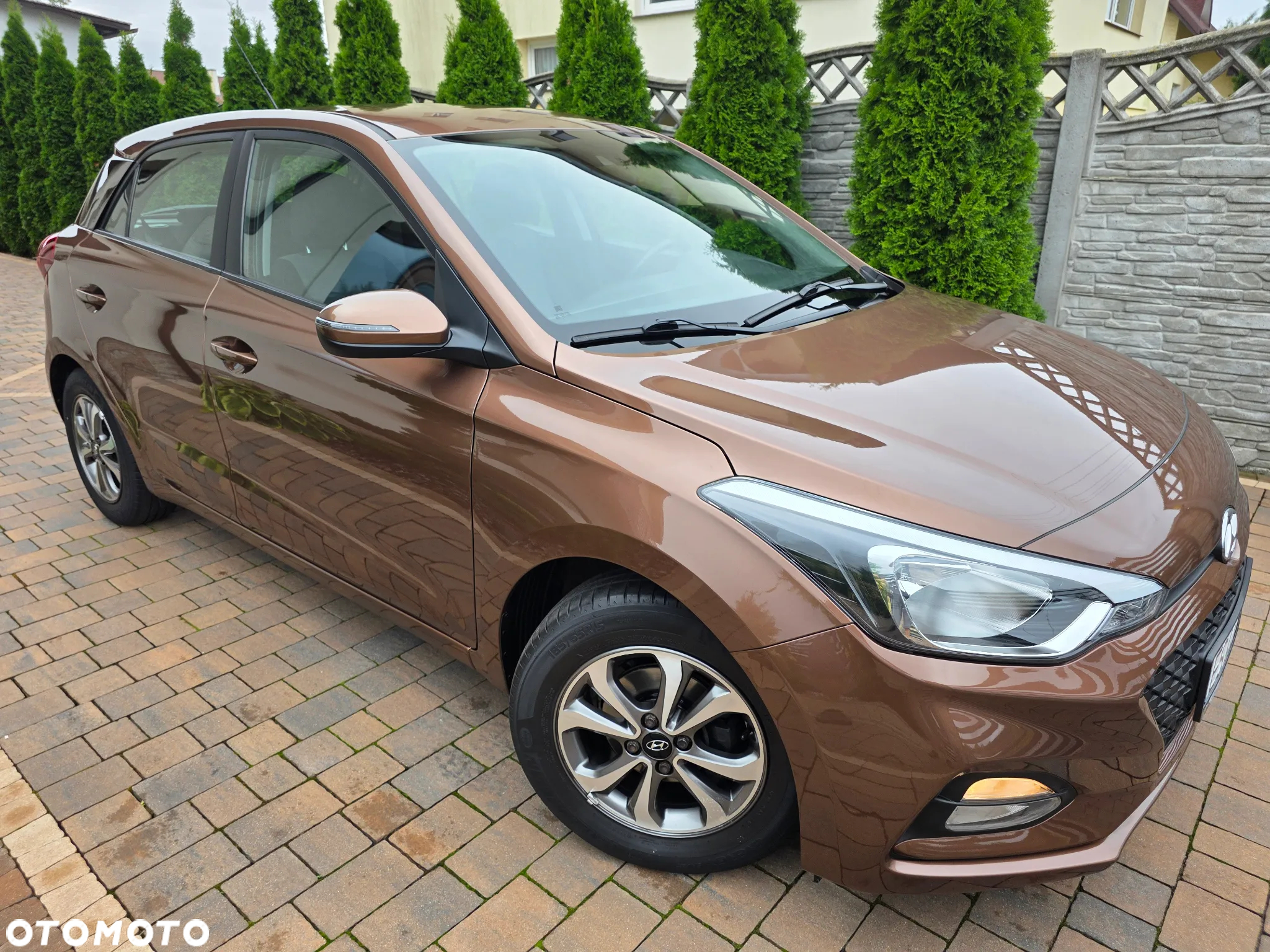 Hyundai i20 - 12