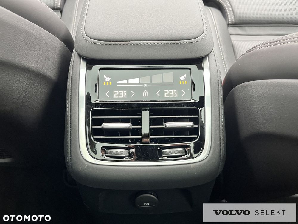 Volvo XC 90 - 36