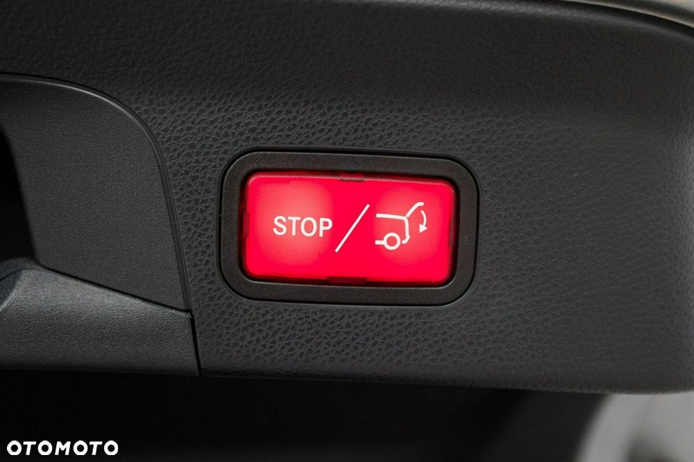 Mercedes-Benz GLC - 40