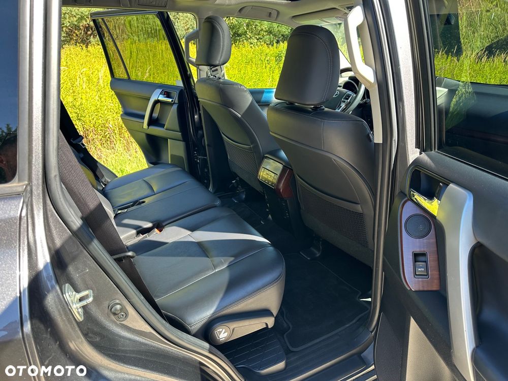 Toyota Land Cruiser LC 4.0 V6 Executive EU6 - 11