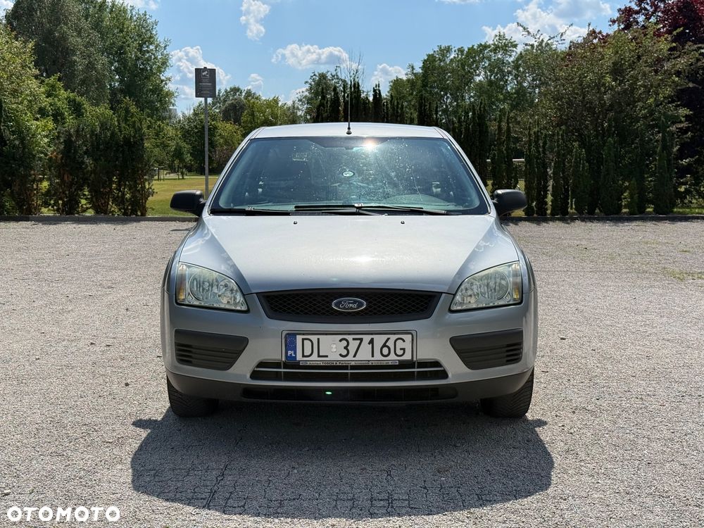 Ford Focus 1.6 Trend - 12