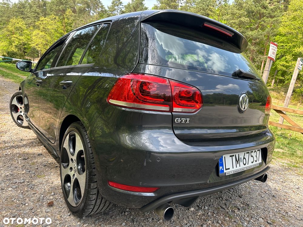 Volkswagen Golf 2.0 GTI - 25