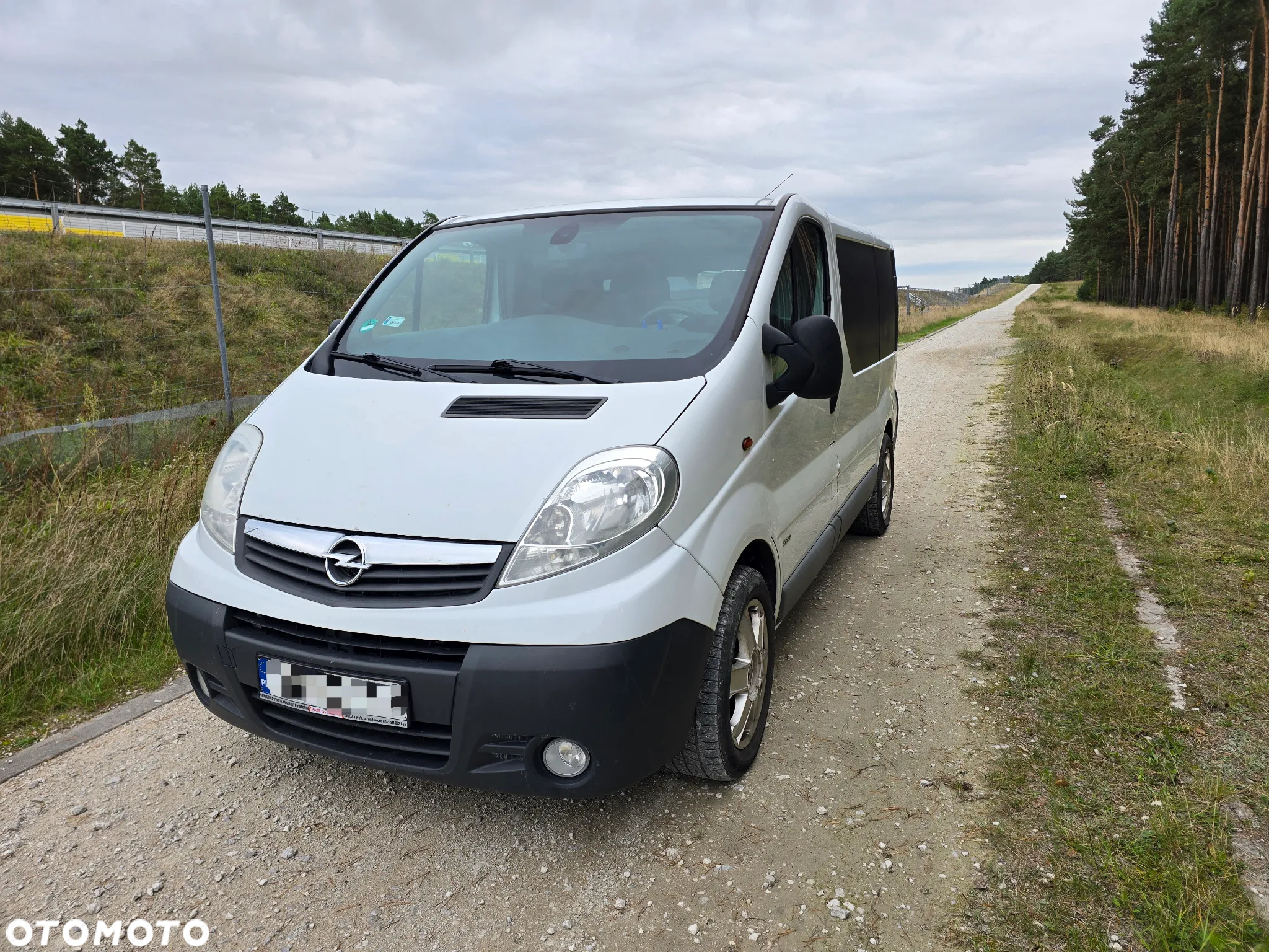 Opel VIVARO - 10